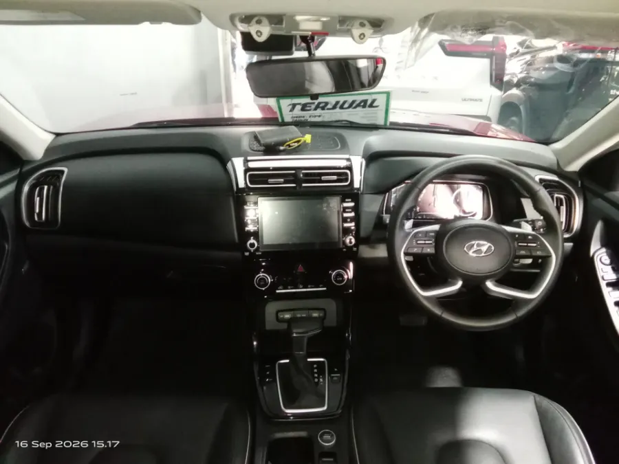Foto Mobil Bekas Dashboard Hyundai Creta 1.5 Prime tahun 2023