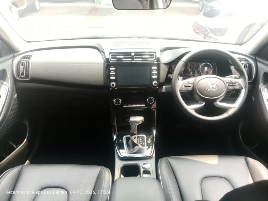 Foto Mobil Bekas Dashboard Hyundai Creta 1.5 Prime tahun 2023
