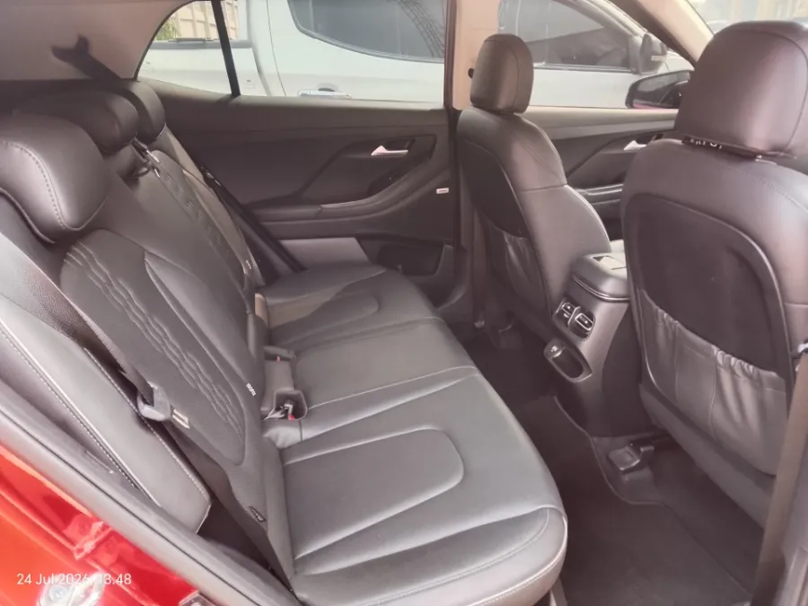 Foto Mobil Bekas Kabin Belakang Hyundai Creta 1.5 Prime tahun 2023