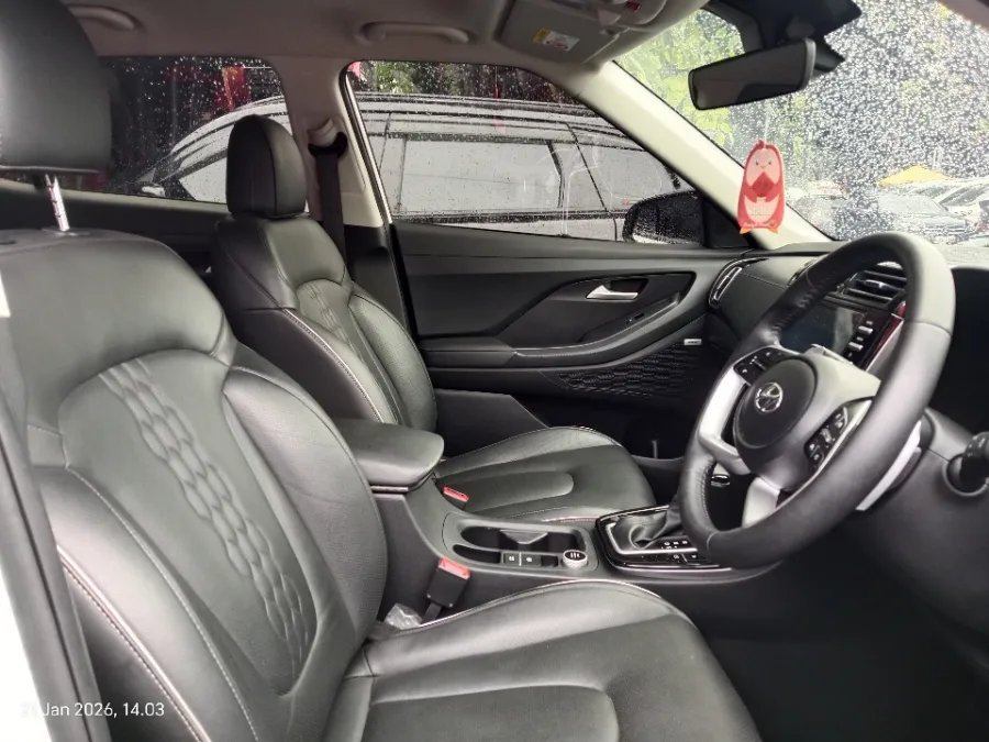 Foto Mobil Bekas Kabin Depan Hyundai Creta 1.5 Prime tahun 2023