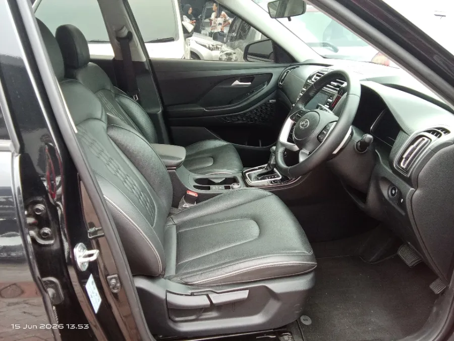 Foto Mobil Bekas Kabin Depan Hyundai Creta 1.5 Prime tahun 2023