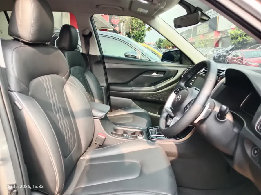 Foto Mobil Bekas Kabin Depan Hyundai Creta 1.5 Prime tahun 2023