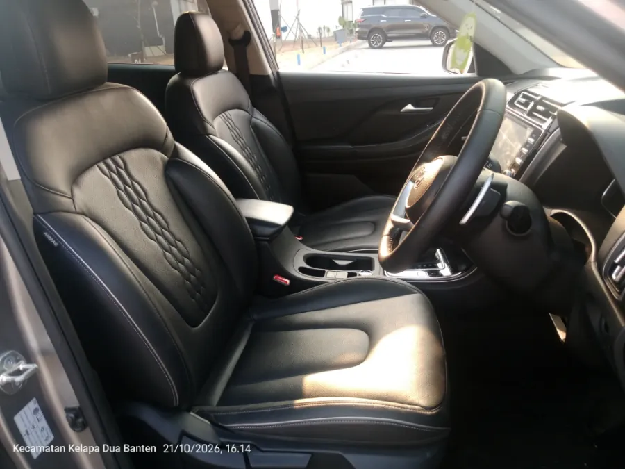 Foto Mobil Bekas Kabin Depan Hyundai Creta 1.5 Prime tahun 2023