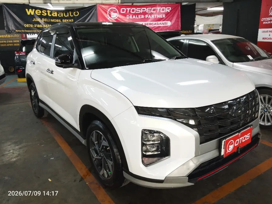 Foto Mobil Bekas Kanan Depan Hyundai Creta 1.5 Prime tahun 2023
