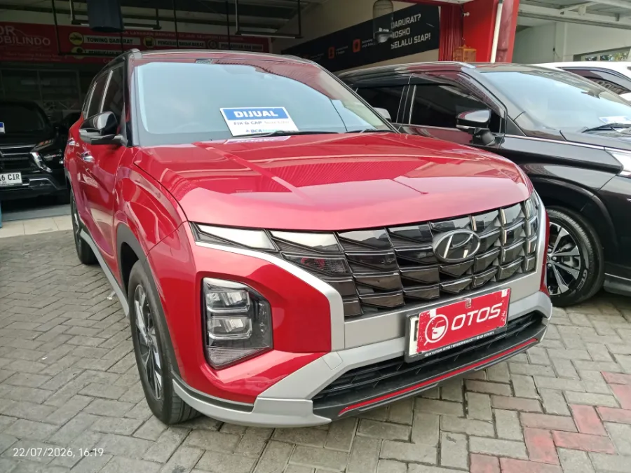Foto Mobil Bekas Kanan Depan Hyundai Creta 1.5 Prime tahun 2023