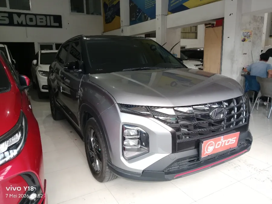 Foto Mobil Bekas Kanan Depan Hyundai Creta 1.5 Prime tahun 2023