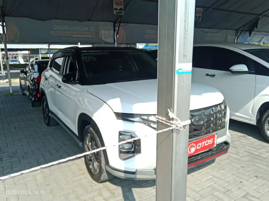 Foto Mobil Bekas Kanan Depan Hyundai Creta 1.5 Prime tahun 2023