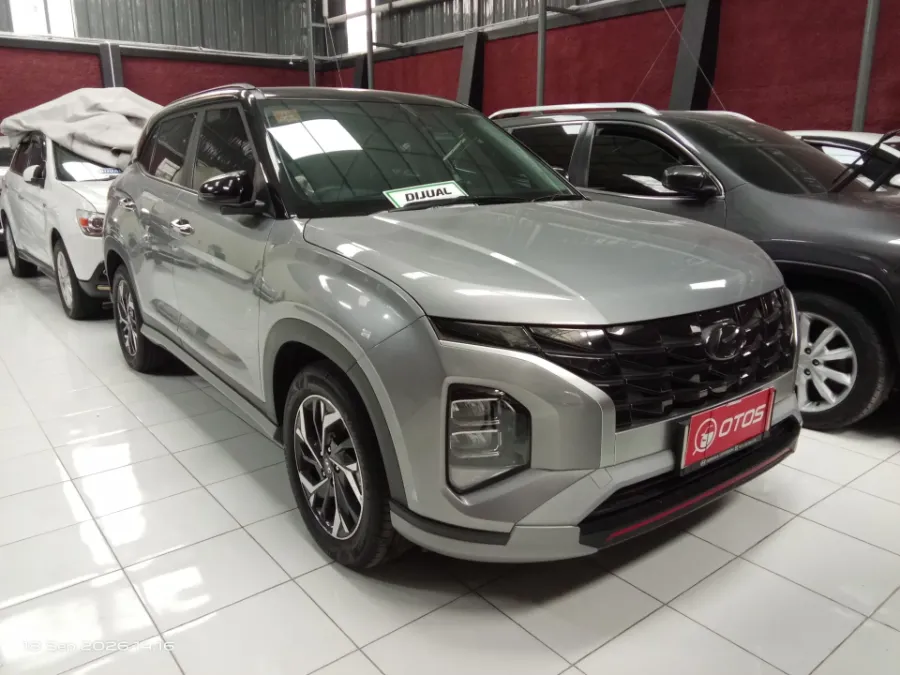 Foto Mobil Bekas Kanan Depan Hyundai Creta 1.5 Prime tahun 2023