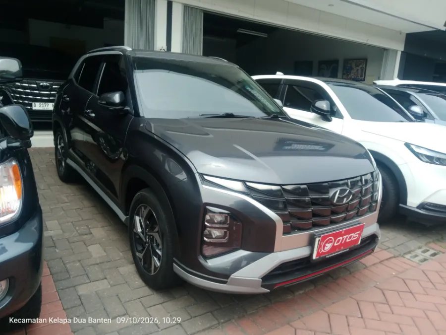 Foto Mobil Bekas Kanan Depan Hyundai Creta 1.5 Prime tahun 2023