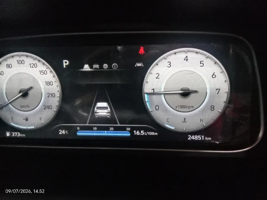 Foto Mobil Bekas Odometer Hyundai Creta 1.5 Prime tahun 2023
