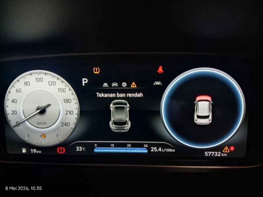Foto Mobil Bekas Odometer Hyundai Creta 1.5 Prime tahun 2023