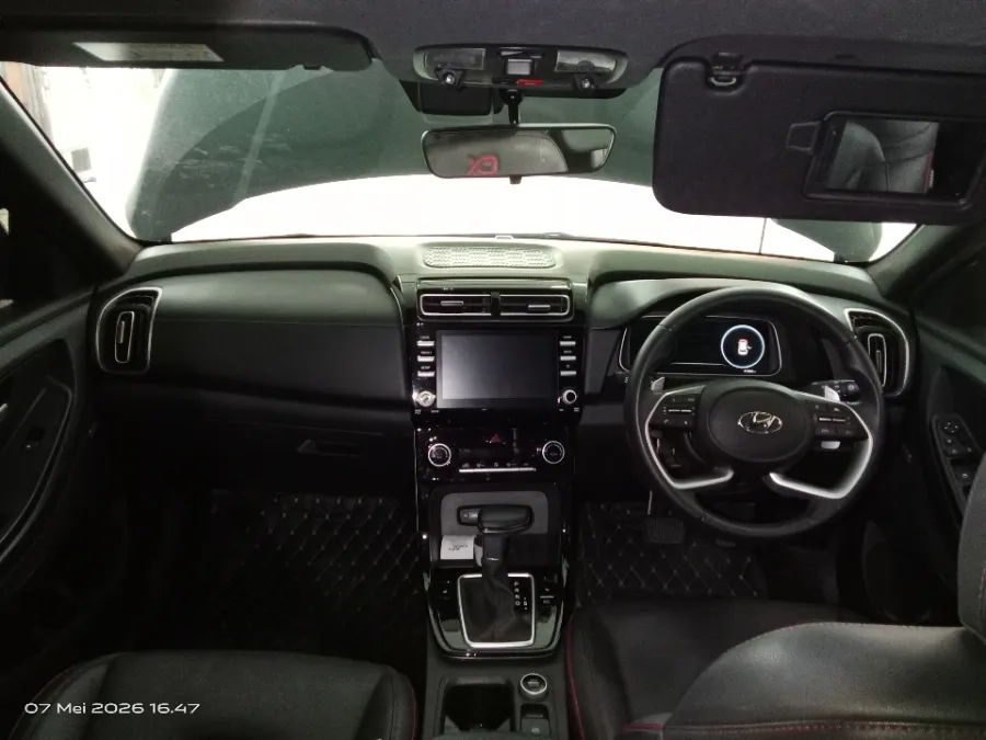 Foto Mobil Bekas Dashboard Hyundai Creta 1.5 Prime tahun 2024