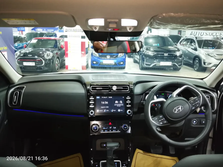 Foto Mobil Bekas Dashboard Hyundai Creta 1.5 Prime tahun 2024