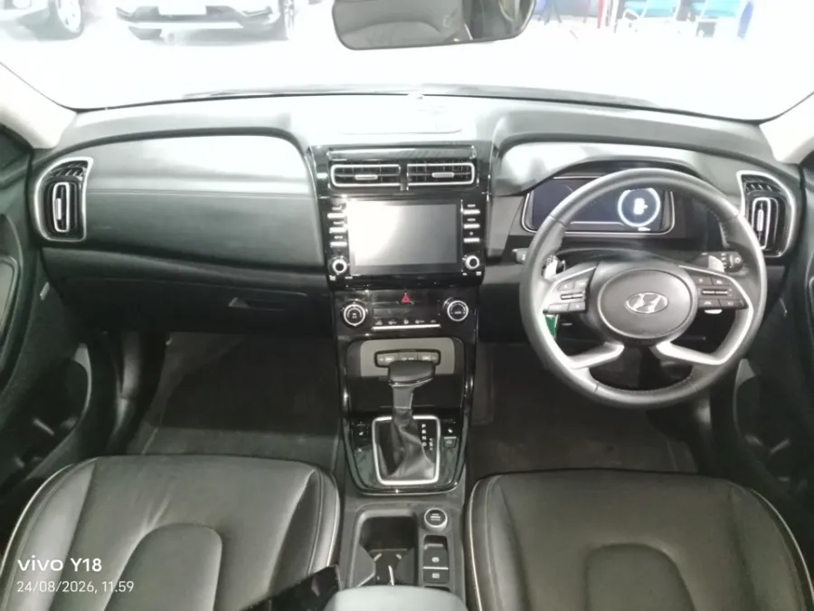 Foto Mobil Bekas Dashboard Hyundai Creta 1.5 Prime tahun 2024