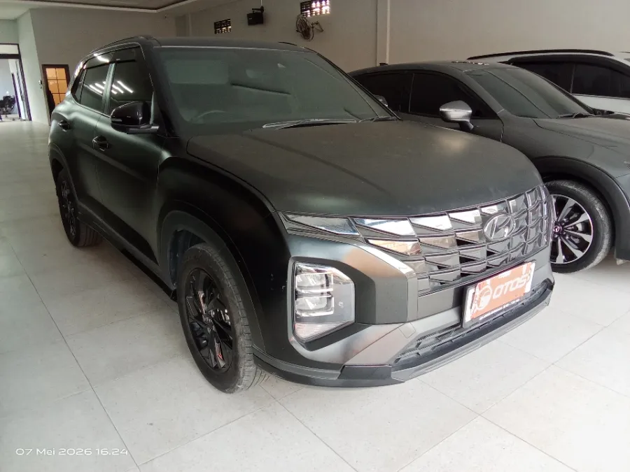 Foto Mobil Bekas Kanan Depan Hyundai Creta 1.5 Prime tahun 2024