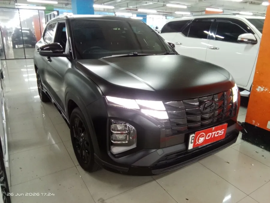 Foto Mobil Bekas Kanan Depan Hyundai Creta 1.5 Prime tahun 2024
