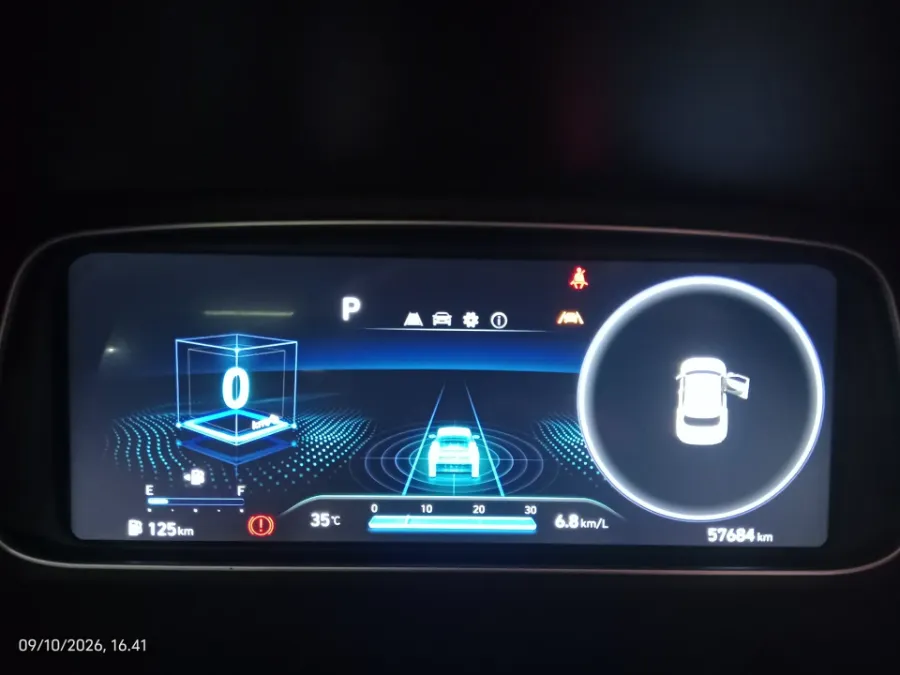 Foto Mobil Bekas Odometer Hyundai Creta 1.5 Prime Two Tone tahun 2022
