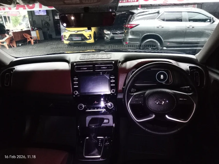 Foto Mobil Bekas Dashboard Hyundai Creta 1.5 Style tahun 2022