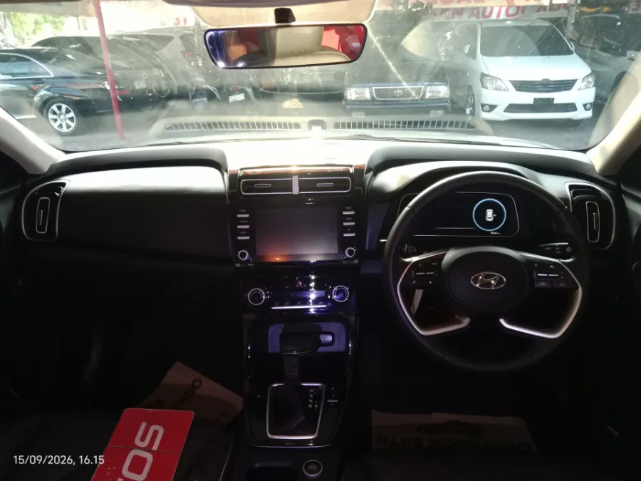 Foto Mobil Bekas Dashboard Hyundai Creta 1.5 Style tahun 2022