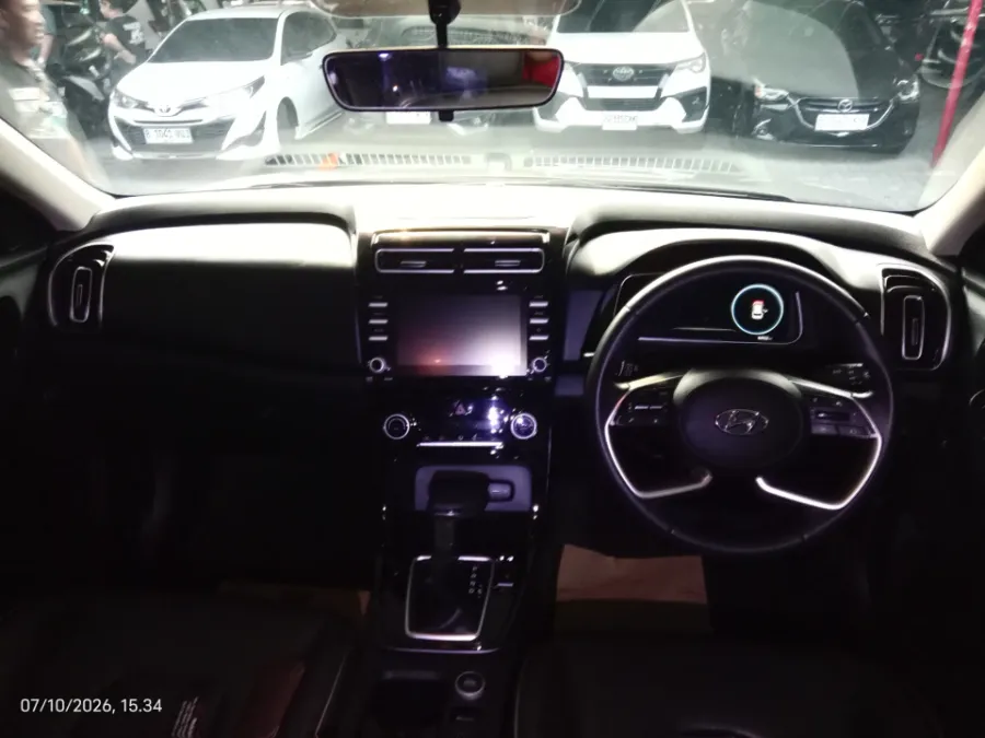 Foto Mobil Bekas Dashboard Hyundai Creta 1.5 Style tahun 2022