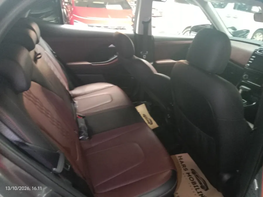 Foto Mobil Bekas Kabin Belakang Hyundai Creta 1.5 Style tahun 2022