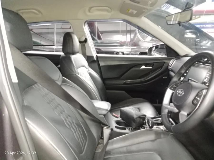 Foto Mobil Bekas Kabin Depan Hyundai Creta 1.5 Style tahun 2022