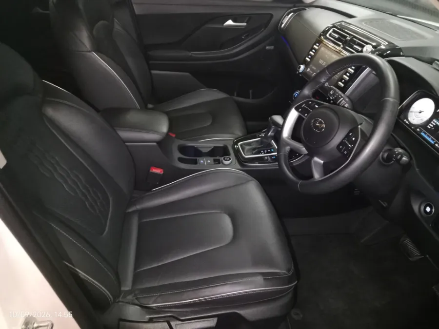 Foto Mobil Bekas Kabin Depan Hyundai Creta 1.5 Style tahun 2022