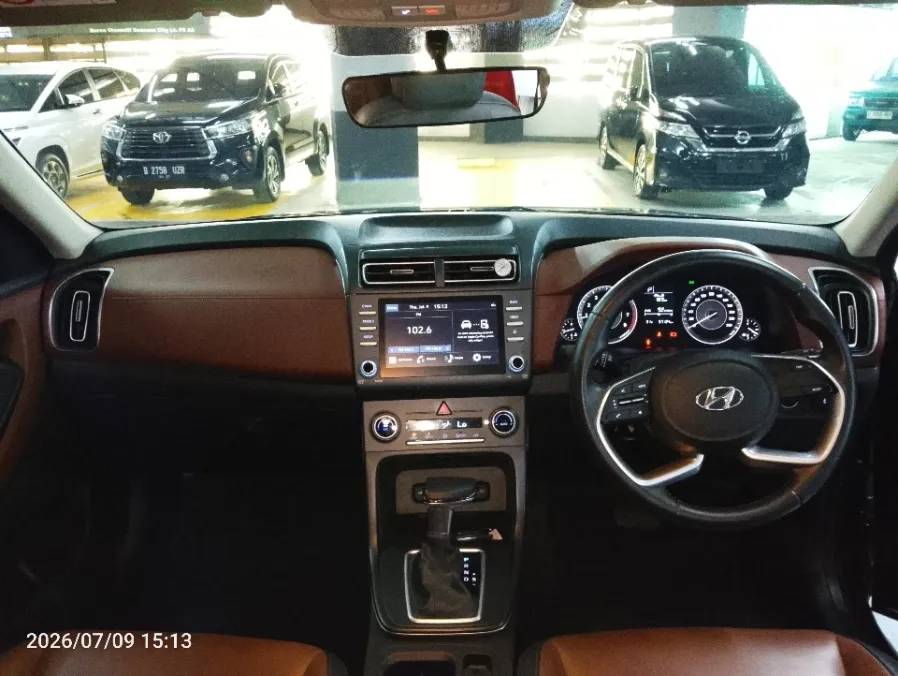 Foto Mobil Bekas Dashboard Hyundai Creta 1.5 Trend tahun 2022