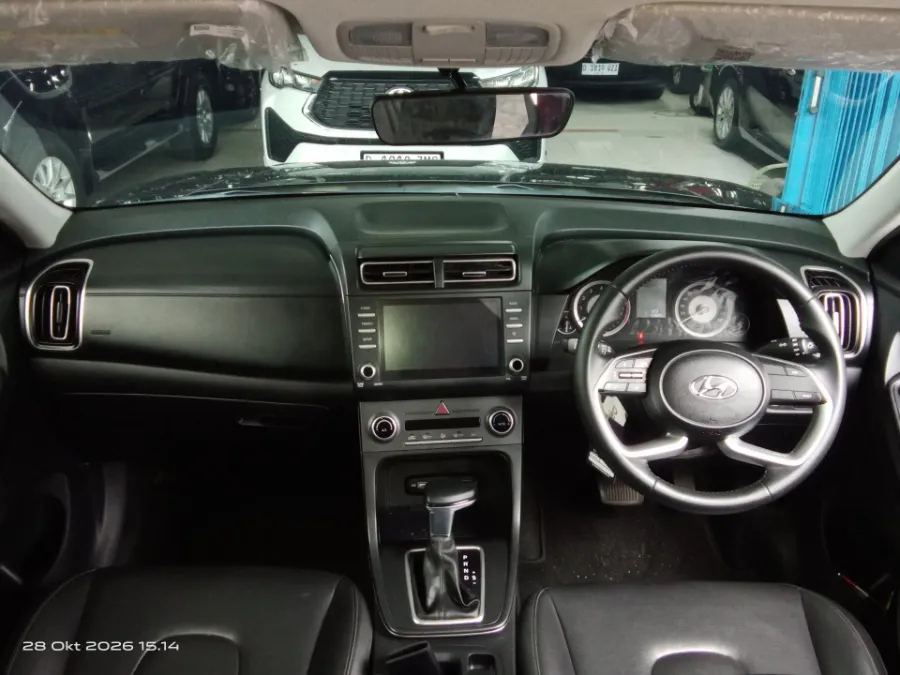 Foto Mobil Bekas Dashboard Hyundai Creta 1.5 Trend tahun 2023