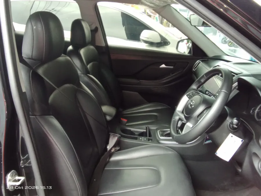 Foto Mobil Bekas Kabin Depan Hyundai Creta 1.5 Trend tahun 2023