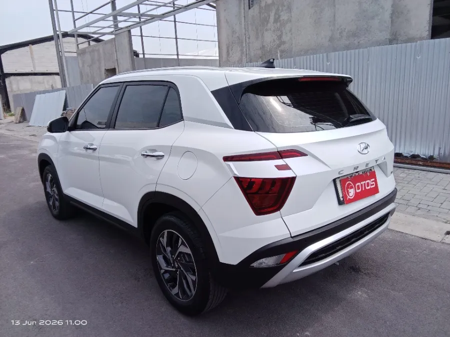 Foto Mobil Bekas Kiri Belakang Hyundai Creta 1.5 Trend tahun 2023