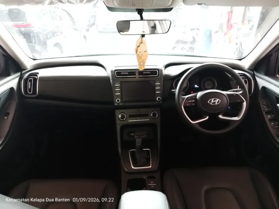 Foto Mobil Bekas Dashboard Hyundai Creta 1.5 Trend tahun 2024
