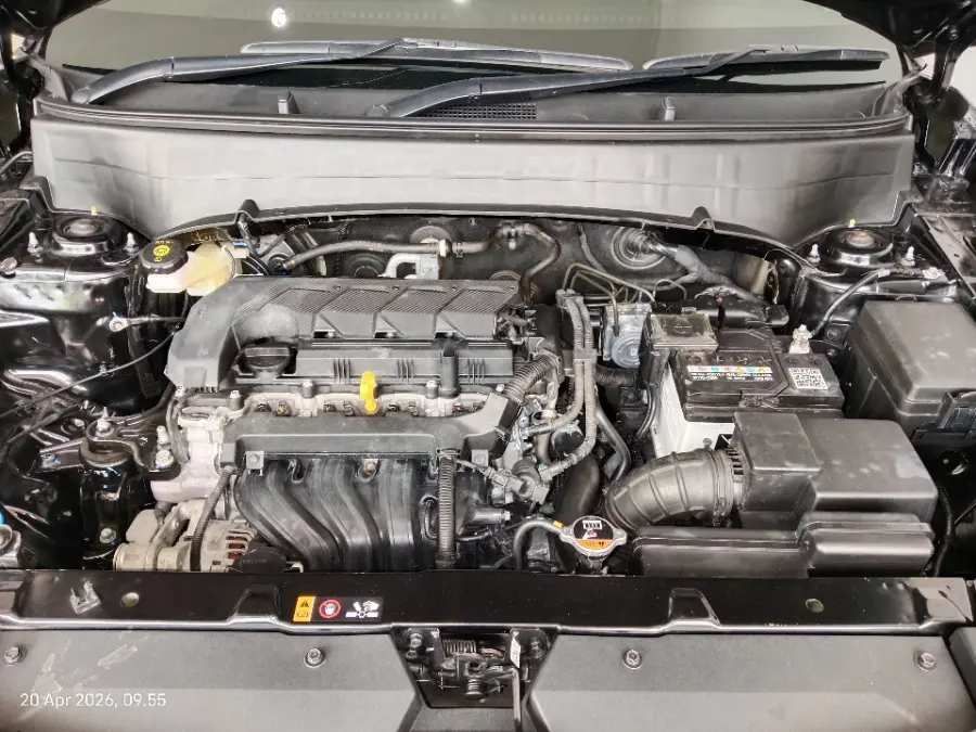 Foto Mobil Bekas Mesin Hyundai Creta 1.5 Trend tahun 2024