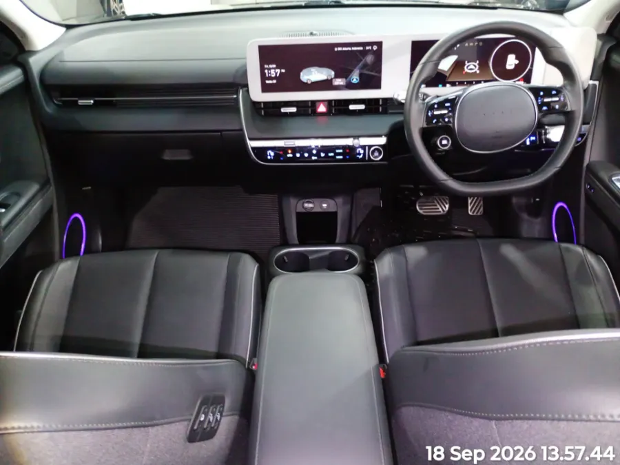 Foto Mobil Bekas Dashboard Hyundai Ioniq 5 Long Range Prime tahun 2023