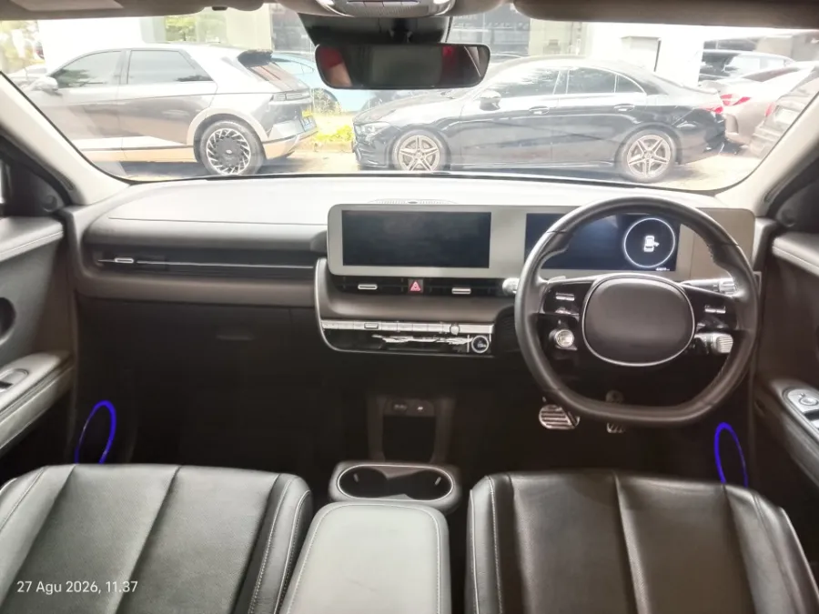 Foto Mobil Bekas Dashboard Hyundai Ioniq 5 Long Range Signature tahun 2023