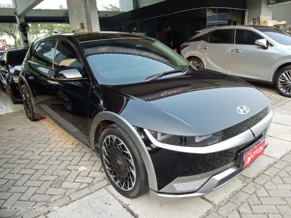 2023 Hyundai Ioniq 5 Long Range Signature - Foto 1 dari 5