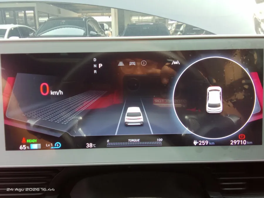 Foto Mobil Bekas Odometer Hyundai Ioniq 5 Long Range Signature tahun 2023