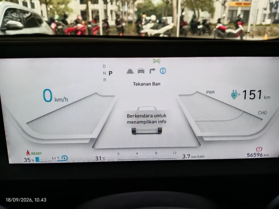 Foto Mobil Bekas Odometer Hyundai Ioniq 5 Long Range Signature tahun 2023
