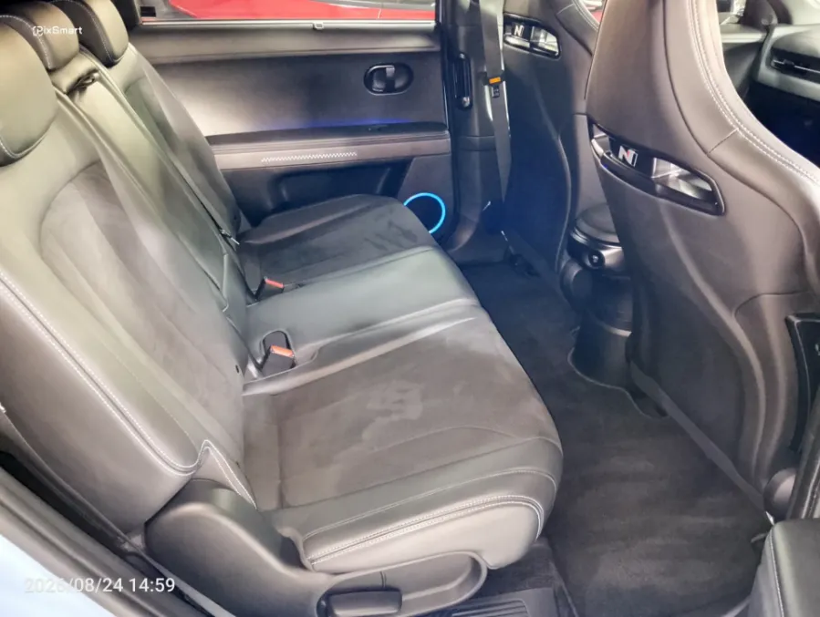 Foto Mobil Bekas Kabin Belakang Hyundai Ioniq 5N Standard tahun 2024