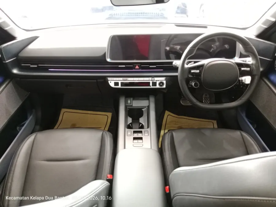 Foto Mobil Bekas Dashboard Hyundai Ioniq 6 Standard tahun 2023