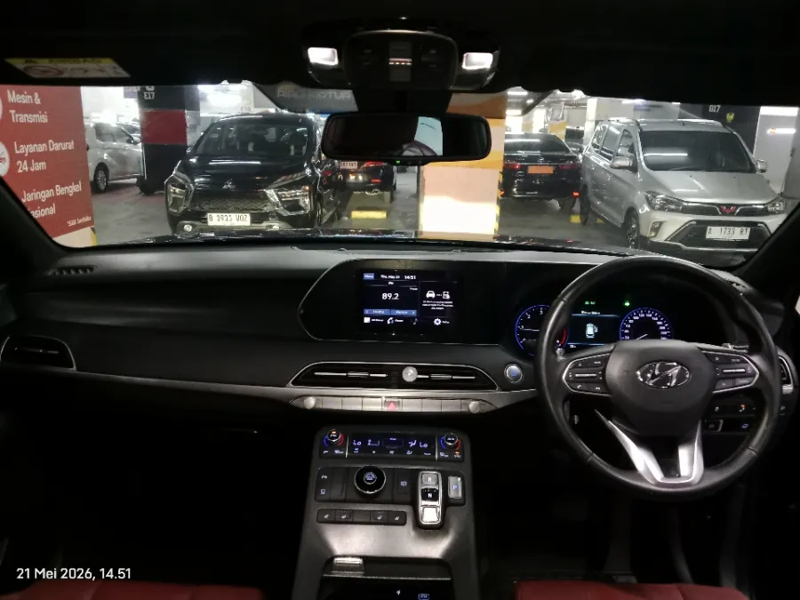 Foto Mobil Bekas Dashboard Hyundai Palisade 2.2 tahun 2021