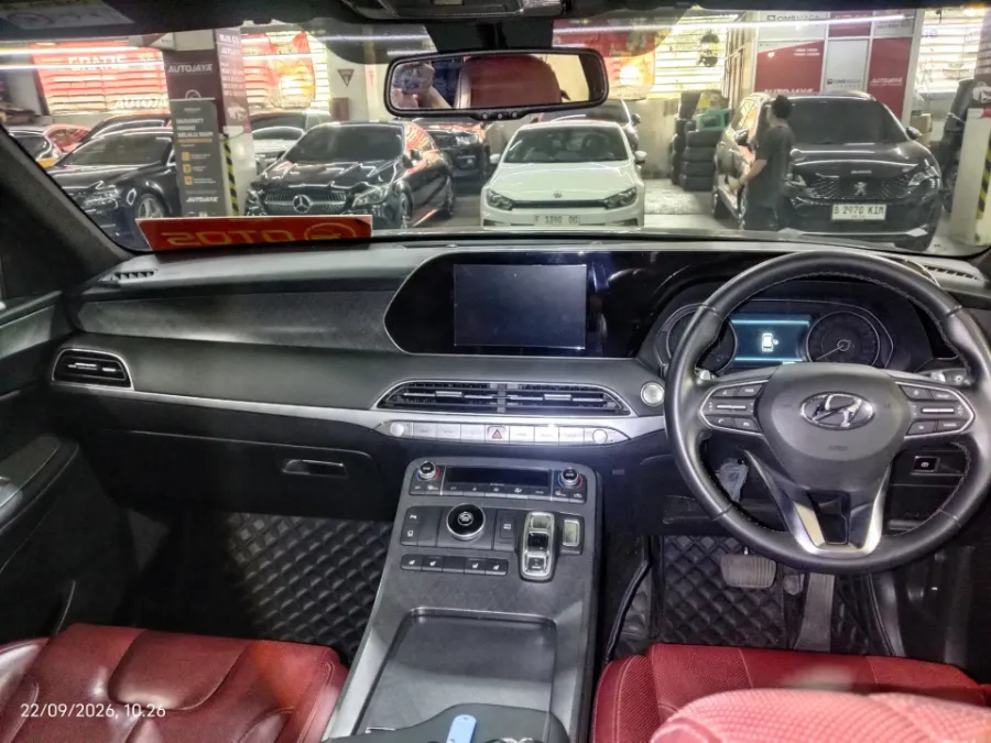 Foto Mobil Bekas Dashboard Hyundai Palisade 2.2 tahun 2021