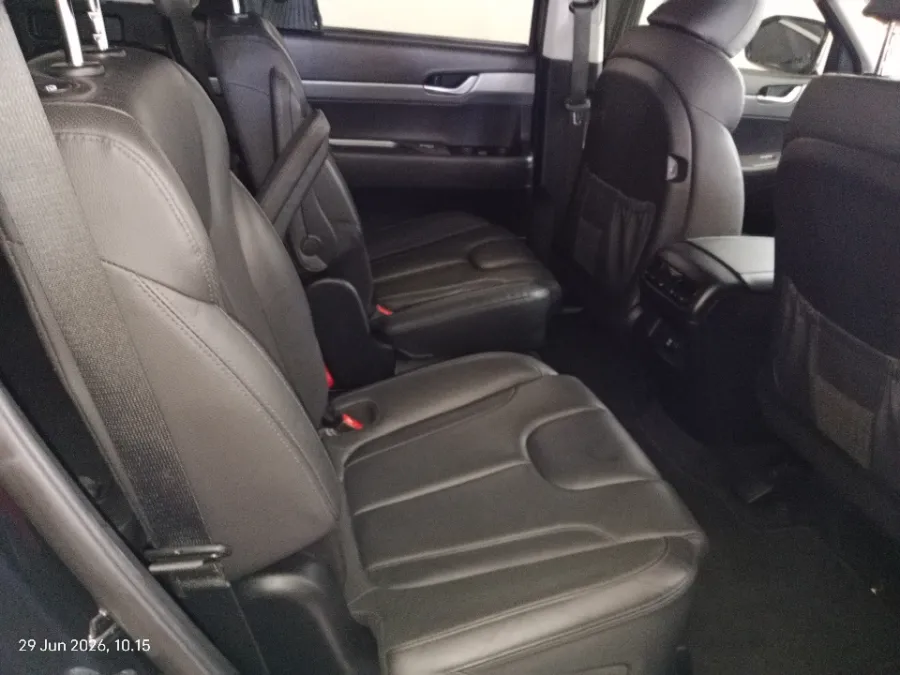 Foto Mobil Bekas Kabin Belakang Hyundai Palisade 2.2 tahun 2021