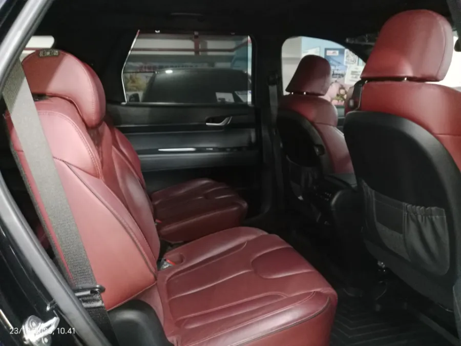Foto Mobil Bekas Kabin Belakang Hyundai Palisade 2.2 tahun 2021