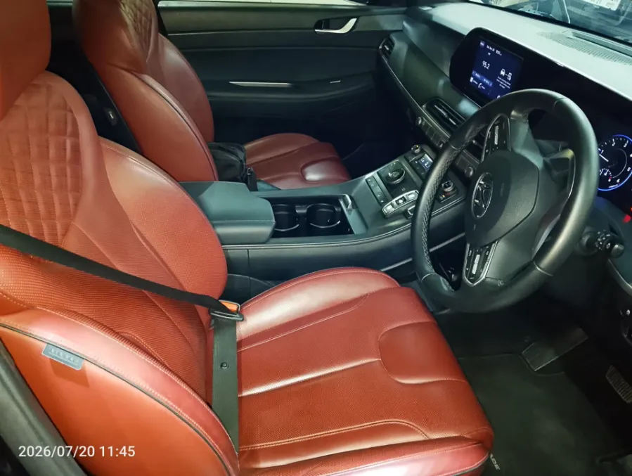 Foto Mobil Bekas Kabin Depan Hyundai Palisade 2.2 tahun 2021