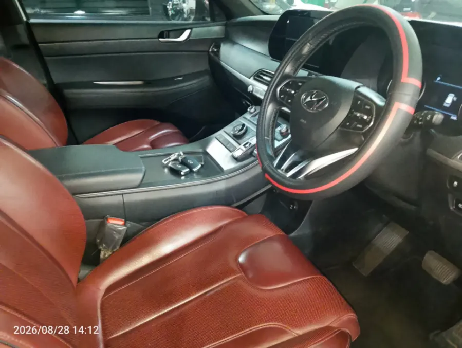 Foto Mobil Bekas Kabin Depan Hyundai Palisade 2.2 tahun 2021