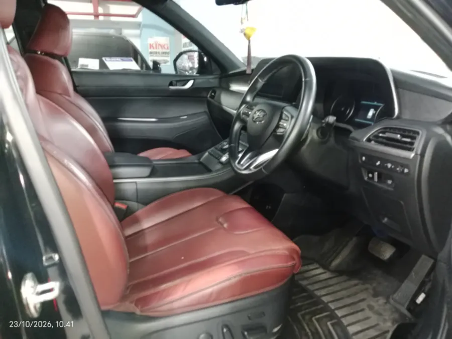 Foto Mobil Bekas Kabin Depan Hyundai Palisade 2.2 tahun 2021
