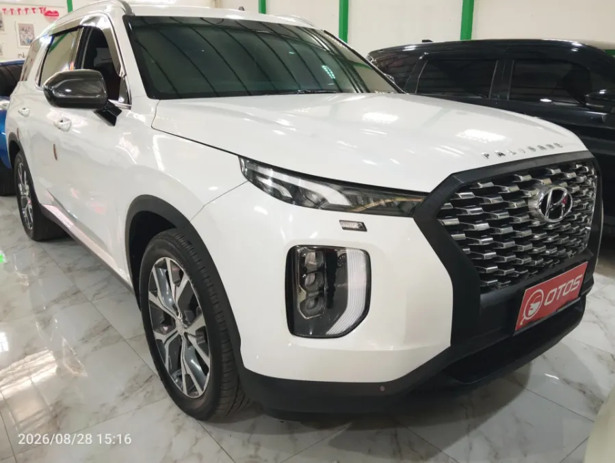 Foto Mobil Bekas Kanan Depan Hyundai Palisade 2.2 tahun 2021