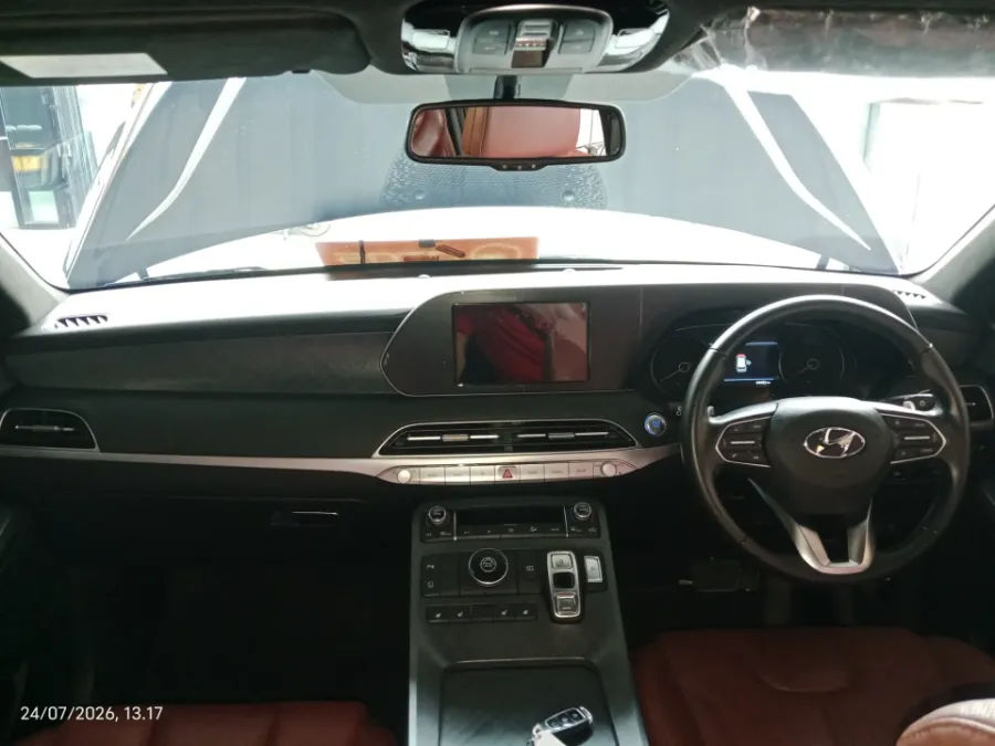 Foto Mobil Bekas Dashboard Hyundai Palisade 2.2 tahun 2022