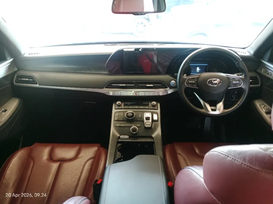 Foto Mobil Bekas Dashboard Hyundai Palisade 2.2 tahun 2022
